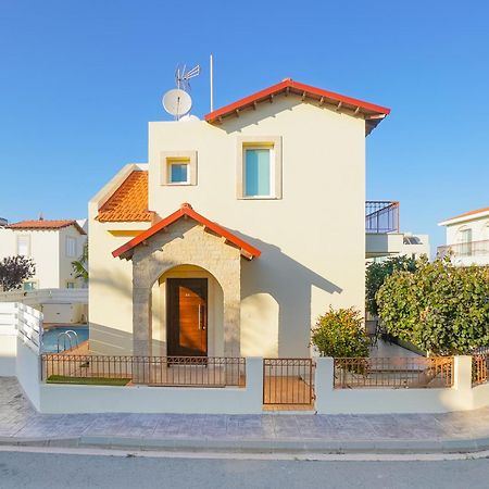 Villa Francesca Paralímni Kültér fotó